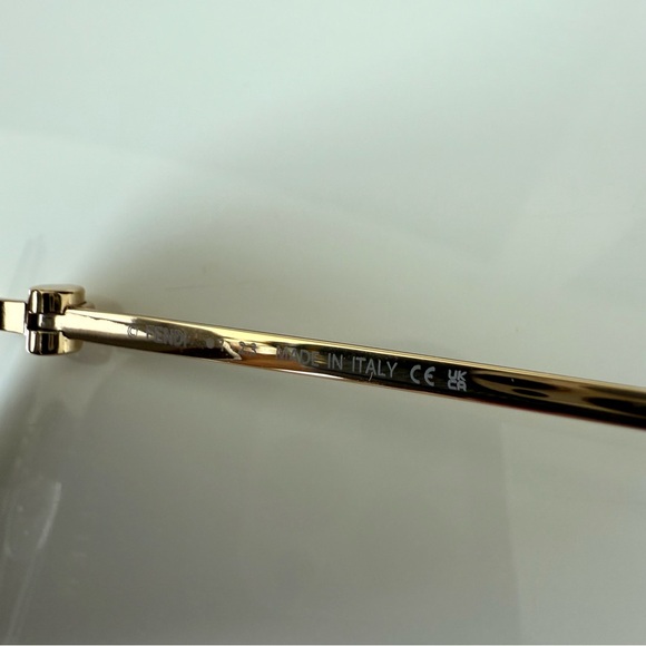 NEW!!! Fendi FE40123U 30A sunglasses Authentic Retail 460$ - Picture 5 of 7